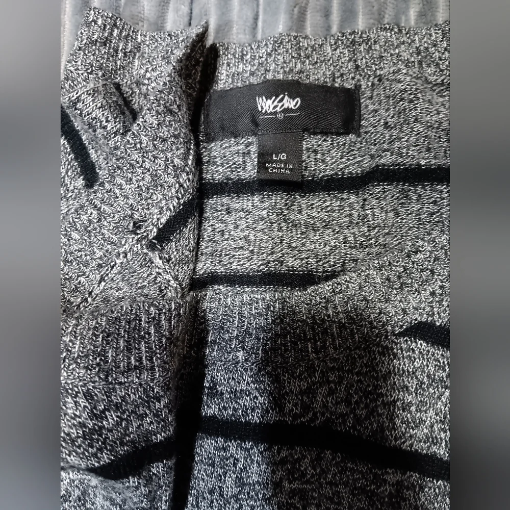 Mossimo - Knitted Long-sleeve Shirt w/ Horizontal Stripes - Gray, Black - L/G - Picture 3 of 8